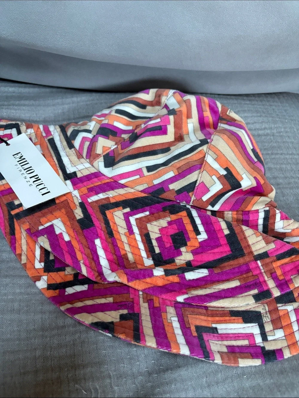 NWT Emilio Pucci Cotton Medium Brim Hat in Pink, Orange Size Medium Made in IT - Picture 2 of 5